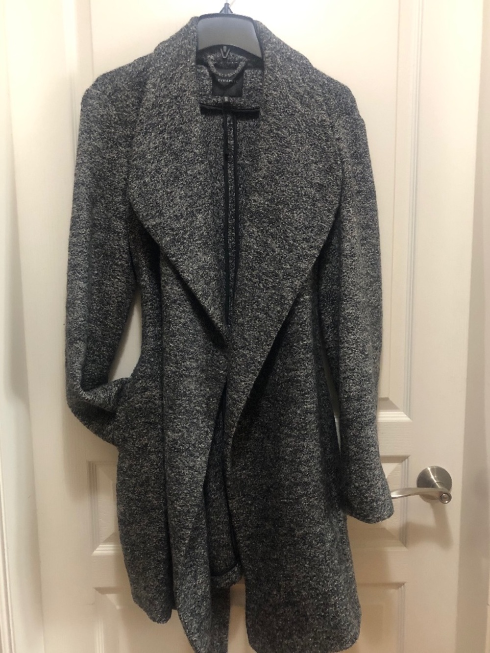 Women’s L wool boucle trench coat grey white black